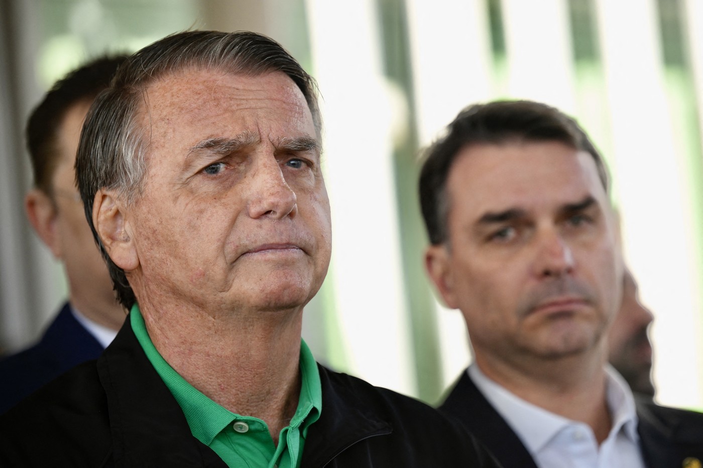 Flávio Bolsonaro a ajuns în SUA în ciuda ordinului de predare a pașapoartelor de către Brazilia