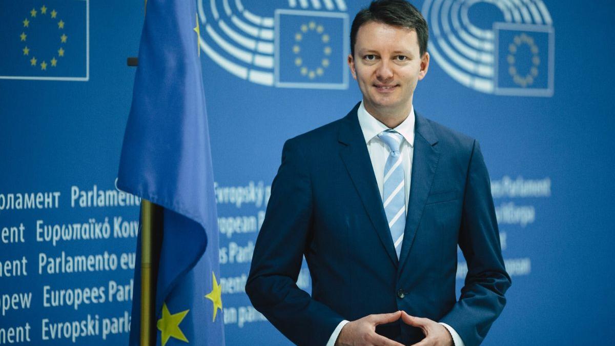Siegfried Mureșan coordonează negocierile pentru bugetul de 2.000 de miliarde de euro al Uniunii Europene