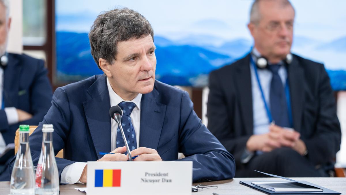 Investigație de către MAE după închiderea unei clase în limba română în regiunea Odesa