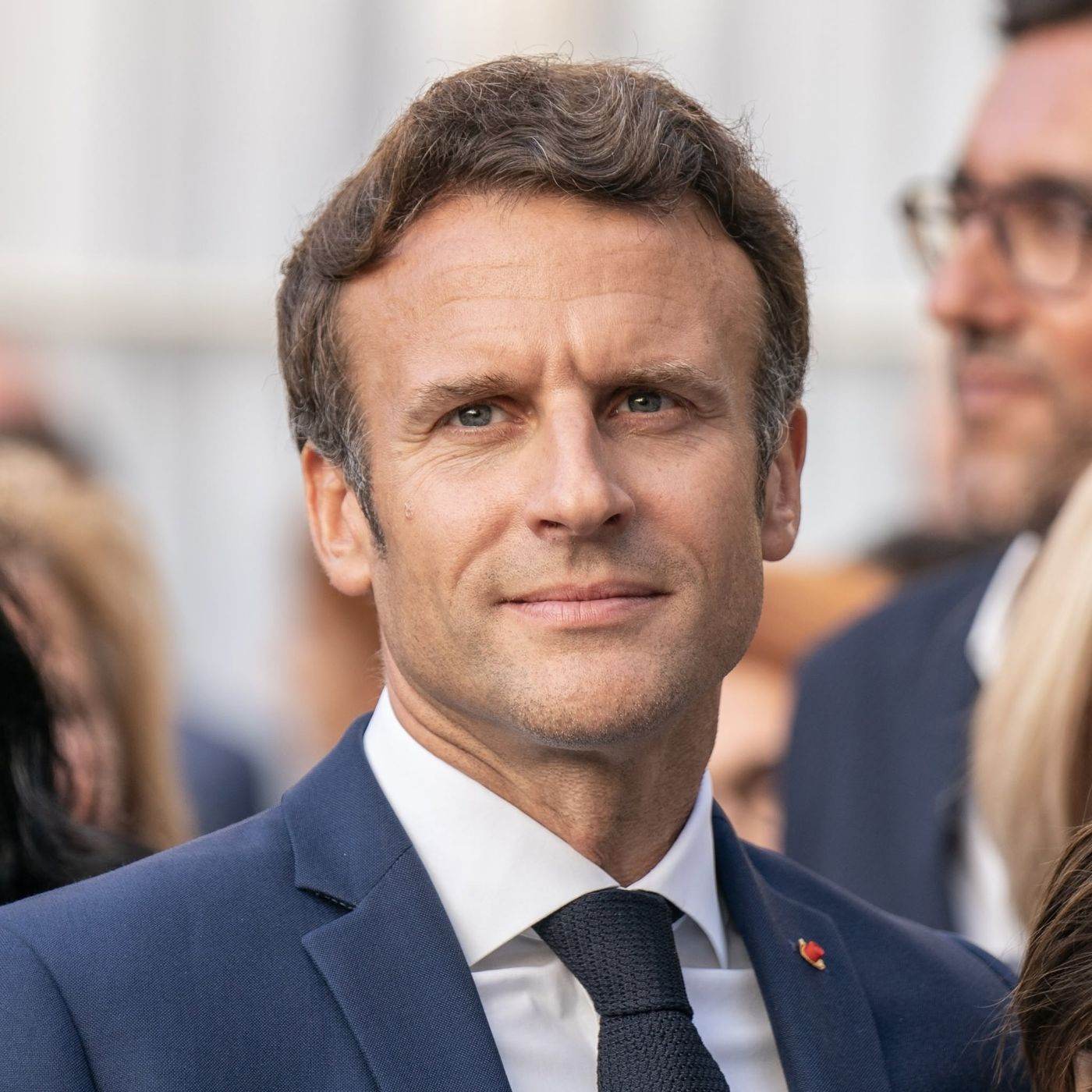 Emmanuel Macron avertizează că Rusia intensifică atacurile hibride asupra Europei și Franței