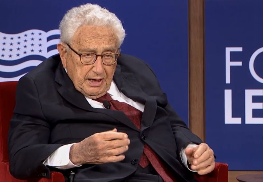 Henry Kissinger: Liderii trebuie să prioritizeze consecințele deciziilor, nu sondajele de opinie