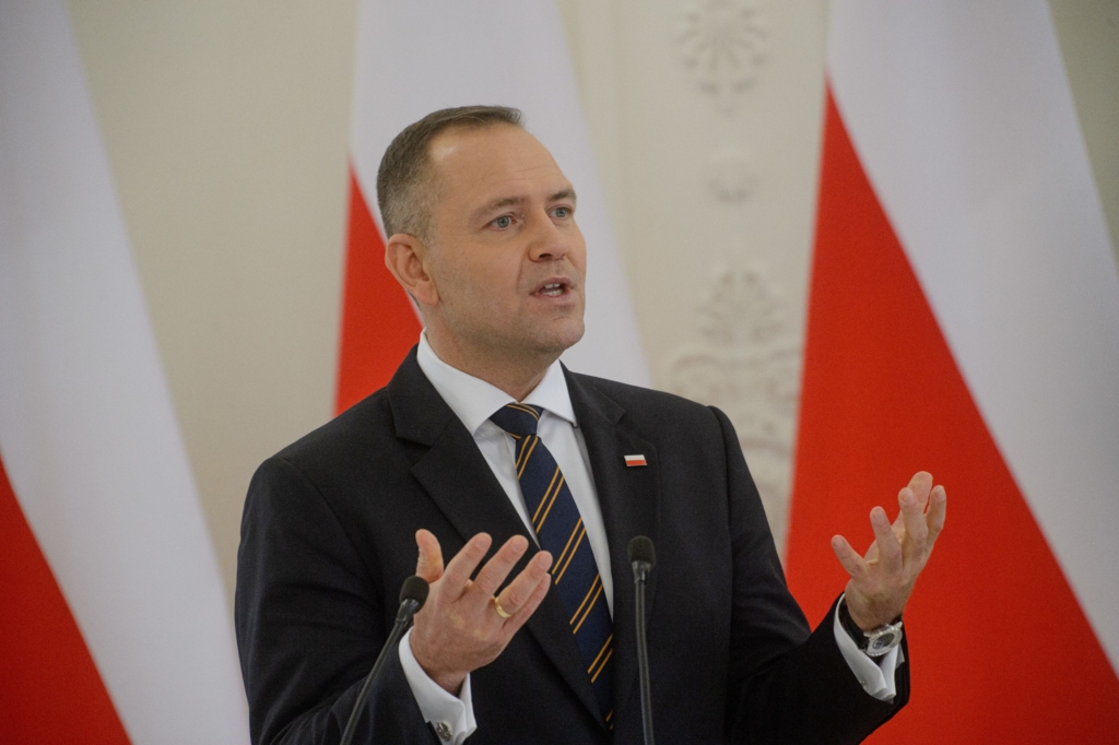Președintele Poloniei, Karol Nawrocki, se întoarce de urgență în țară după suspendarea șefului Tribunalului Constituțional