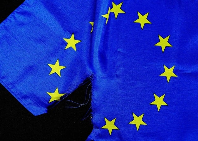 Economia zonei euro înregistrează o încetinire a creșterii în cel de-al treilea trimestru din 2026