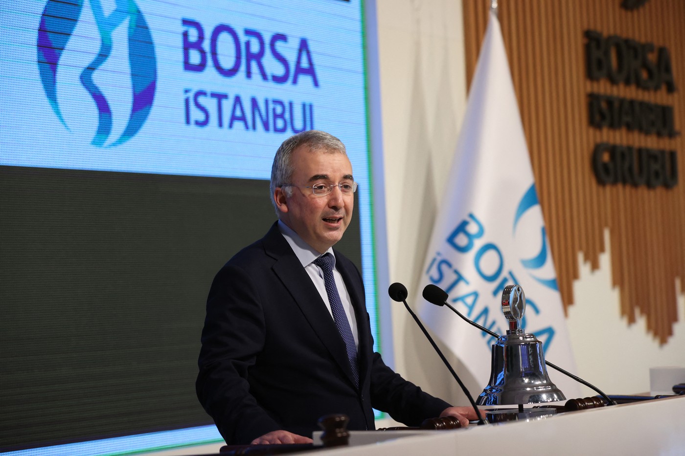 Directorul general al Bursei din Istanbul a fost reținut în urma investigațiilor privind piața de capital