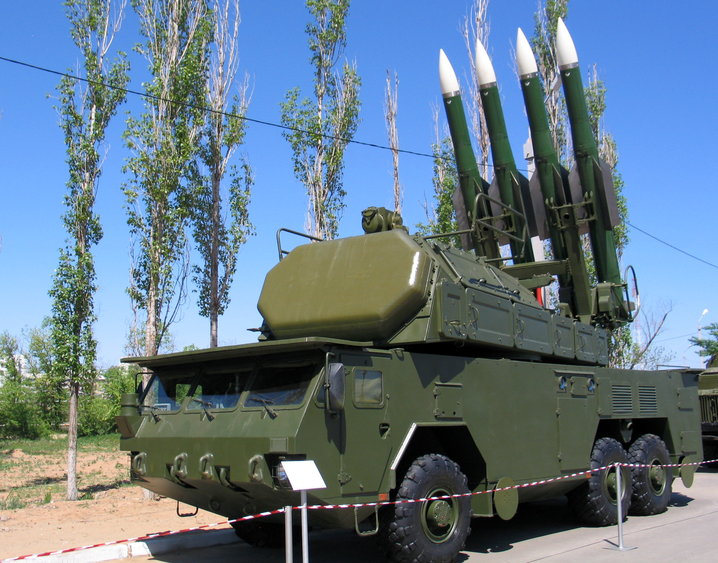 Rusia folosește rachete de antrenament S-400 pentru atacuri asupra Ucrainei pentru a conserva stocurile