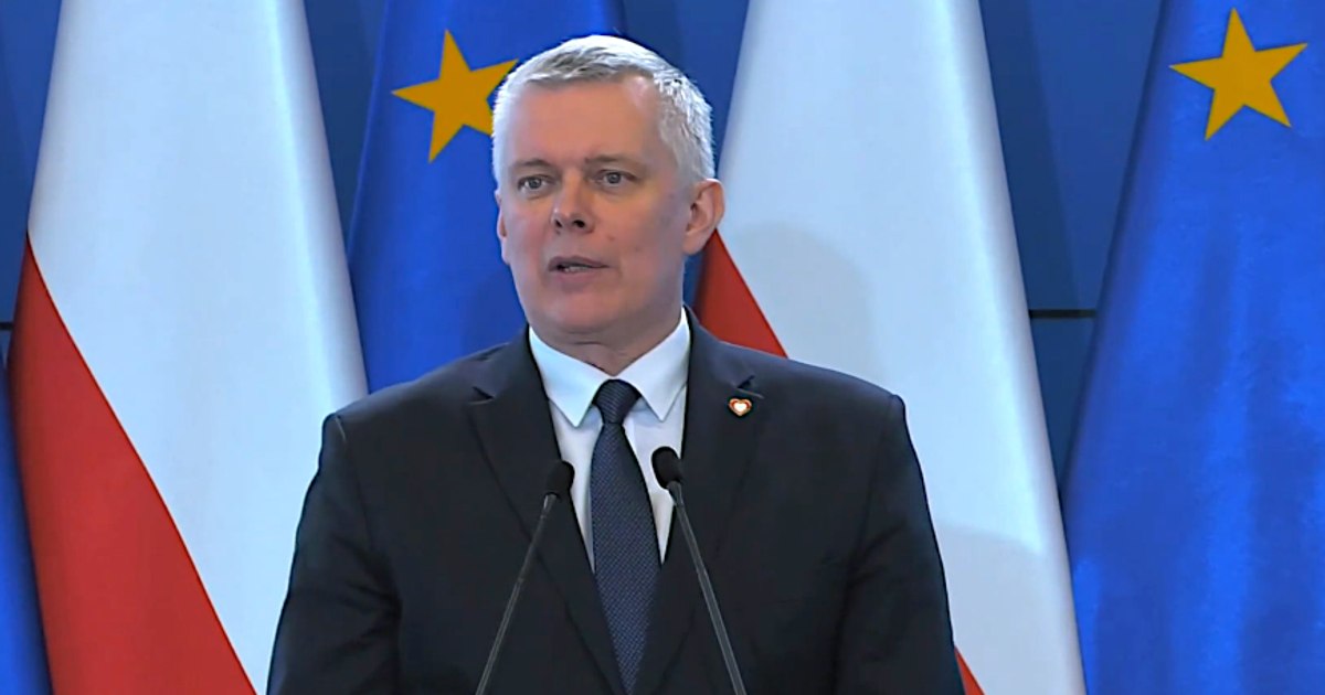 Ministrul polonez al serviciilor speciale s-a întâlnit cu directorul CIA în apropiere de Washington