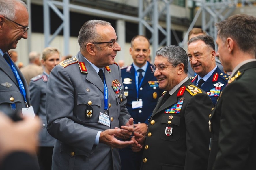 Generalul Carsten Breuer va conduce Comitetul Militar al NATO, succedându-i lui Giuseppe Cavo Dragone