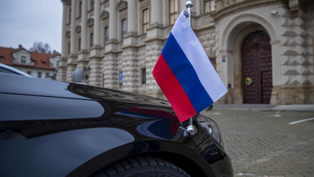 Ambasadorul Rusiei în România a votat la București în ultima zi a scrutinului pentru Duma de Stat