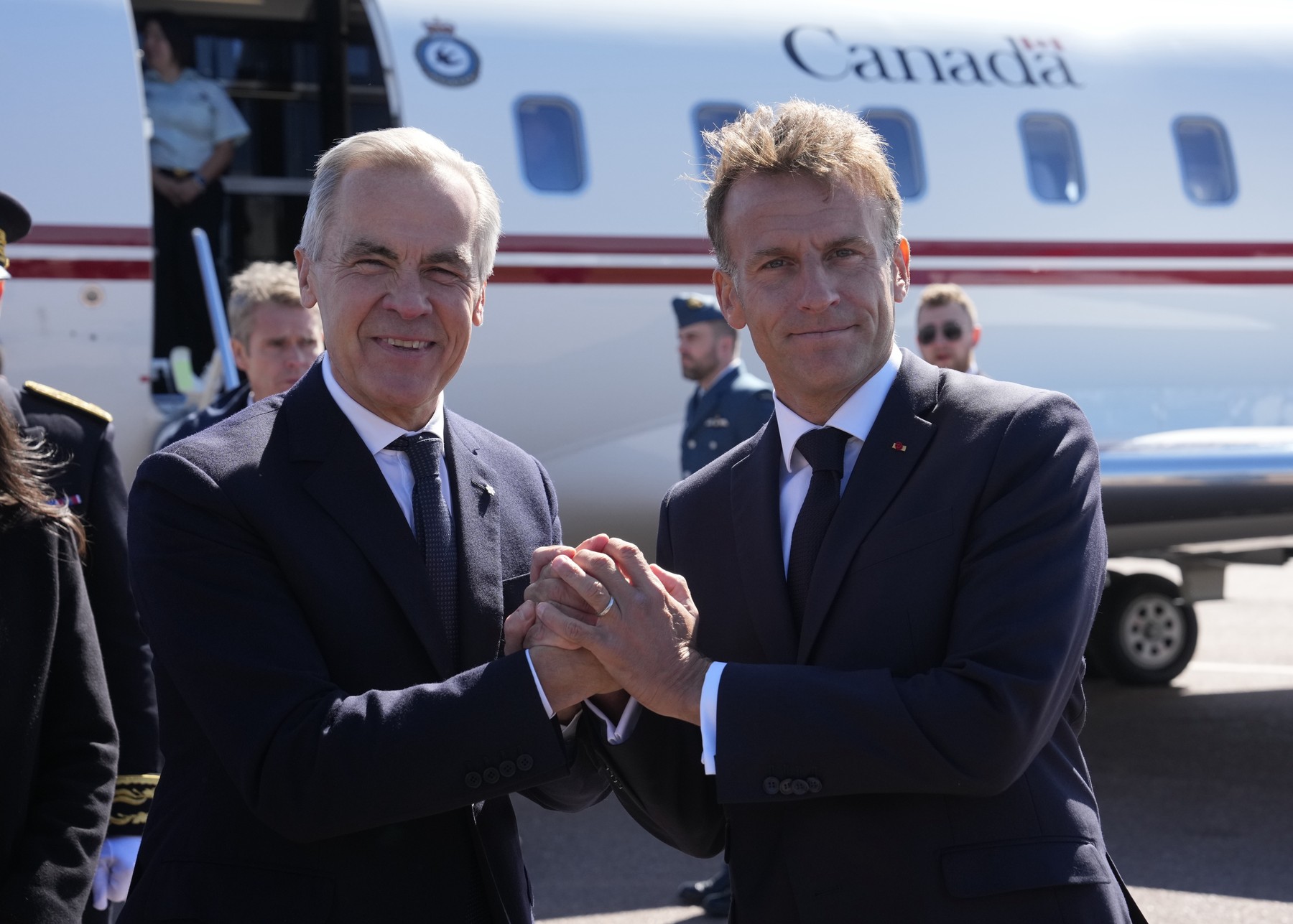 Emmanuel Macron l-a întâmpinat pe premierul Canadei în Saint-Pierre și Miquelon, în contextul tensiunilor cu Donald Trump