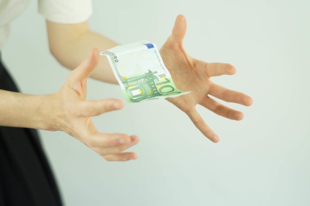 Costul uriaș al creșterii unui copil în Italia: între 112.000 și 212.000 de euro până la majorat