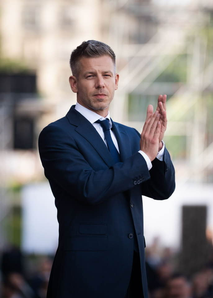 Peter Magyar respinge acordul dintre Naftogaz și MOL pentru construirea depozitelor petroliere în Ungaria