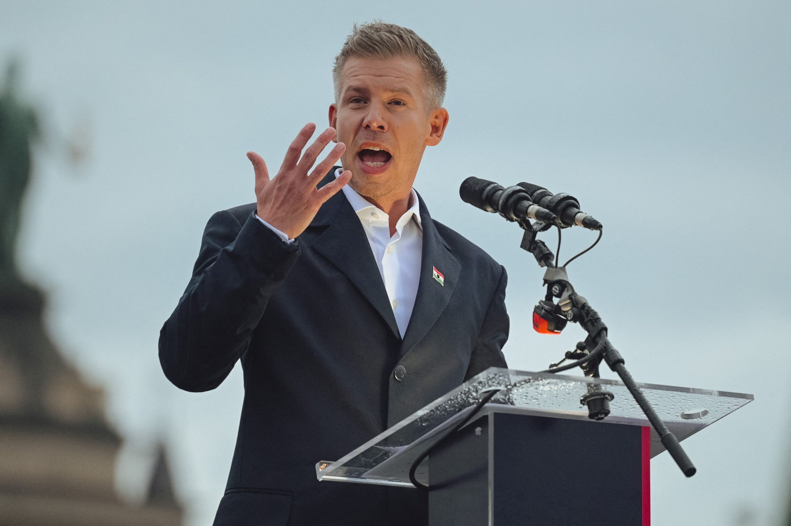 Premierul Ungariei, Péter Magyar, blochează planul Ucrainei de a crea rezerve strategice de combustibil