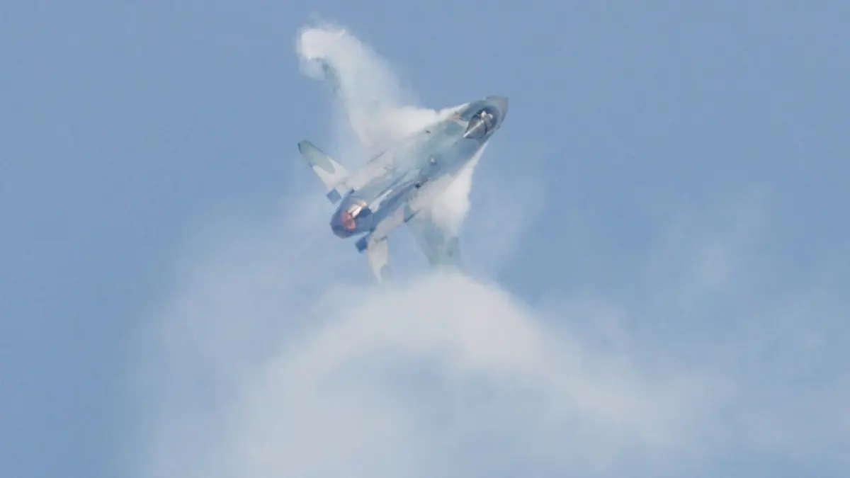 Un avion de vânătoare F-16 s-a prăbușit în apropierea unei baze aeriene americane din Germania