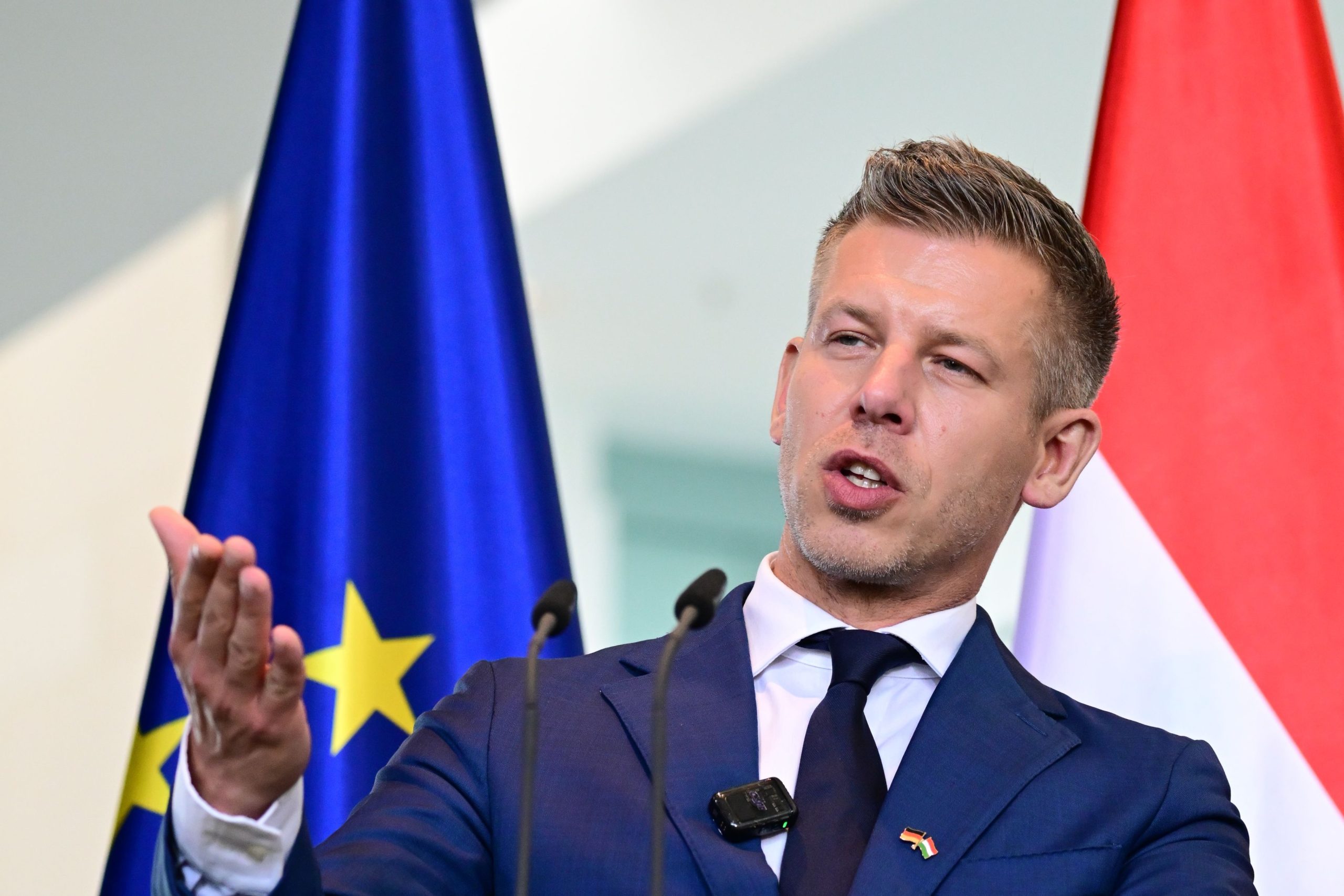 Procurorul general al Ungariei solicită ridicarea imunității pentru premierul Peter Magyar și doi foști miniștri
