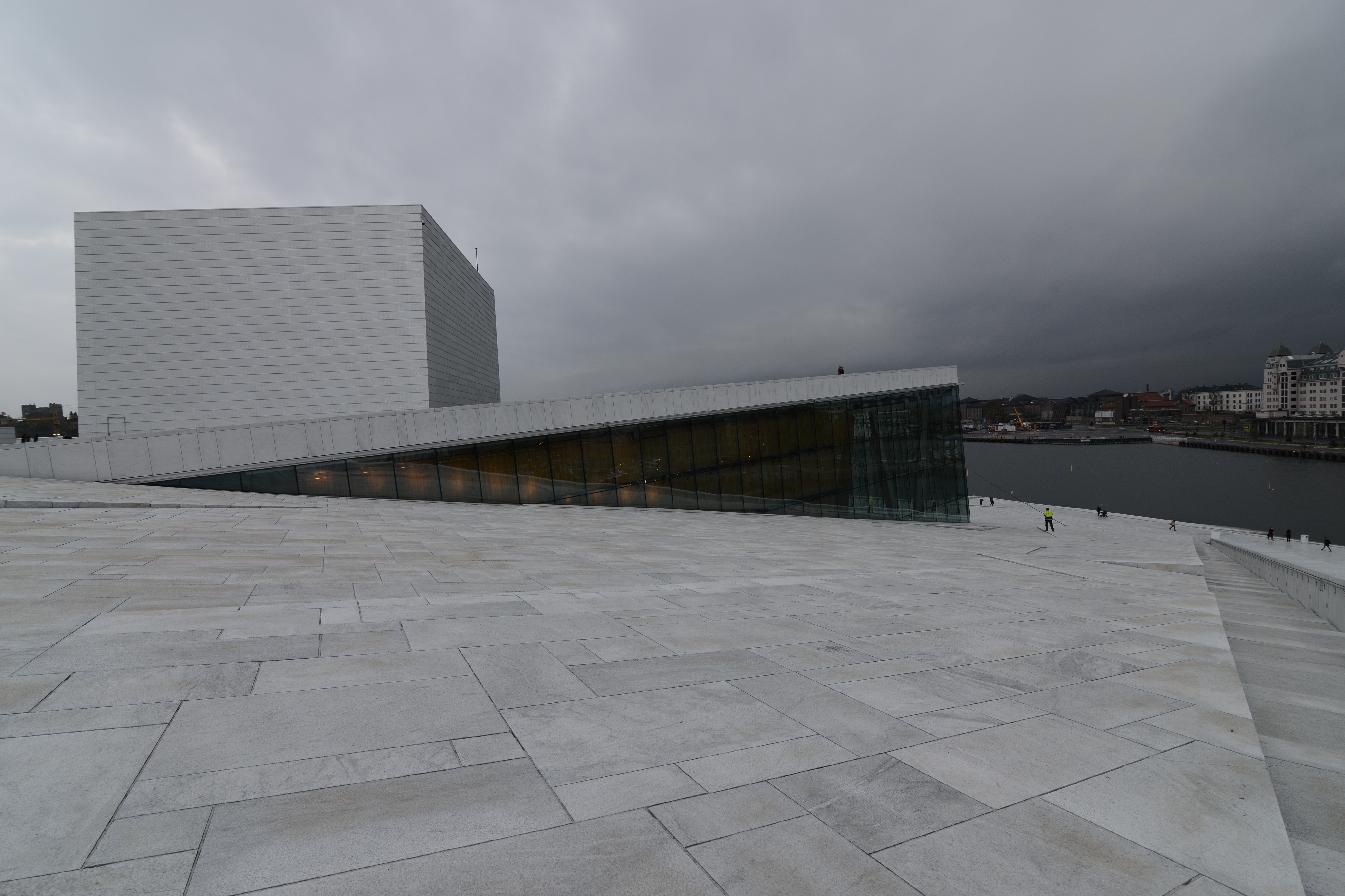 Nicușor Dan analizează posibilitatea negocierilor cu Rusia: Problemele economice pot influența deciziile Moscovei
