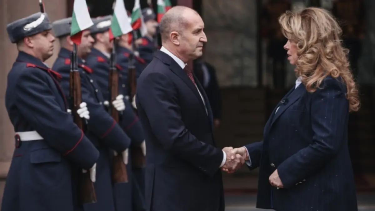 Alegeri prezidențiale în Bulgaria: Partidul lui Radev urmărește controlul total asupra statului