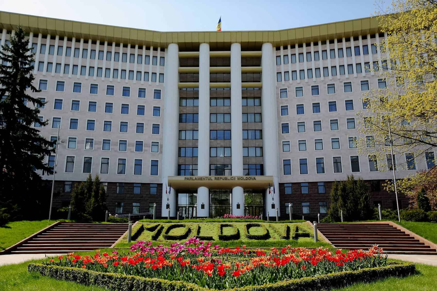 Parlamentul Moldovei a aprobat starea de urgență în domeniul energiei și al apei pentru 60 de zile