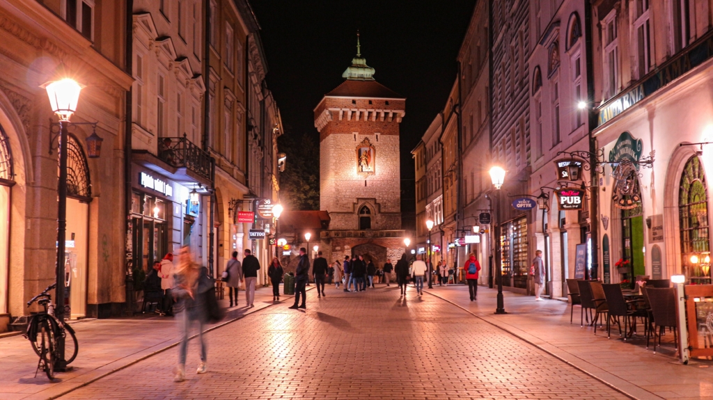 Polonia lansează un plan masiv pentru crearea unui „scut subteran” prin modernizarea adăposturilor aeriene