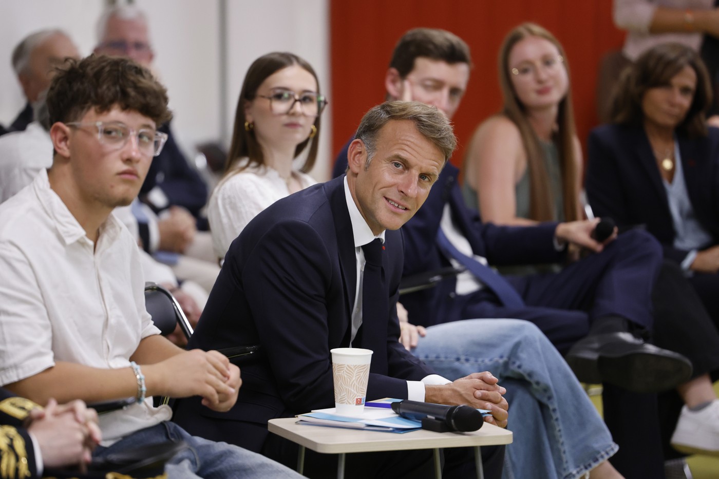 Emmanuel Macron reacționează la proiectul lui Donald Trump de a construi un Arc de Triumf la Washington
