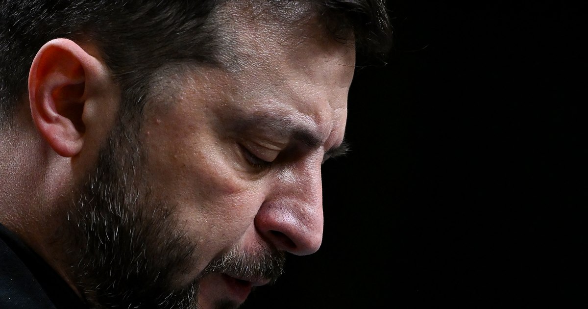 Volodimir Zelenski recunoaște că a comis numeroase greșeli în timpul războiului din Ucraina