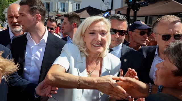 Alegerile prezidențiale din Franța în 2027: Marine Le Pen conduce în intențiile de vot