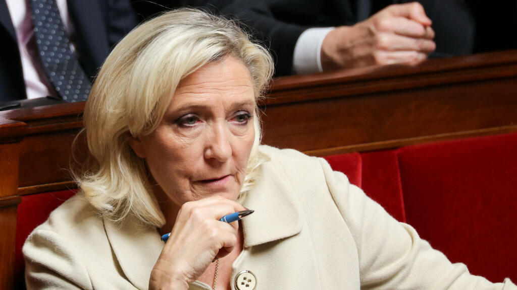 Marine Le Pen amână retragerea Franței din comandamentul NATO din cauza războiului din Ucraina