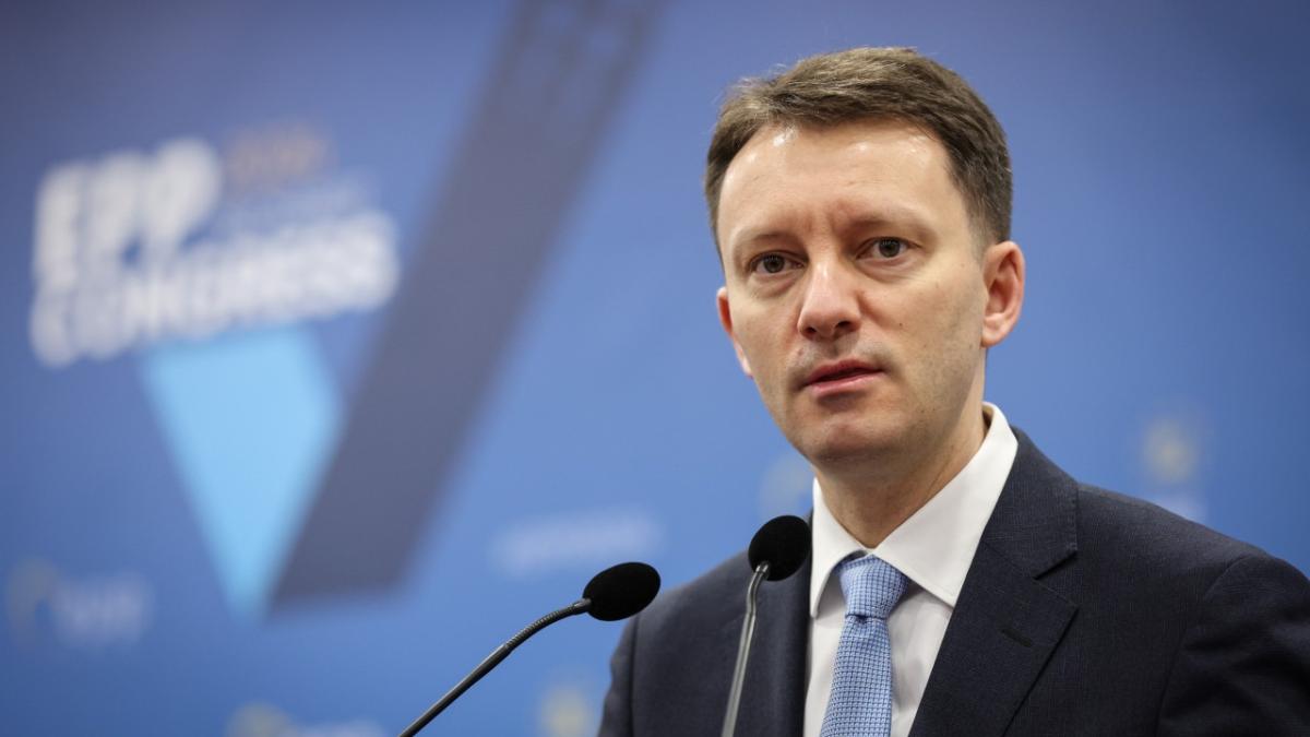 AUR refuză susținerea Guvernului Siegfried Mureșan: „Este aproape tras la xerox de Guvernul Bolojan”