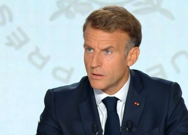 Emmanuel Macron avertizează că o nouă mobilizare de 300.000 de oameni din partea Rusiei este un scenariu credibil