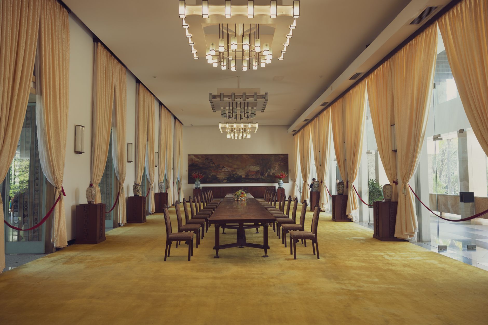 Summitul Trump-Xi de la Casa Albă: Mesaje de cooperare fără progrese concrete pe temele sensibile