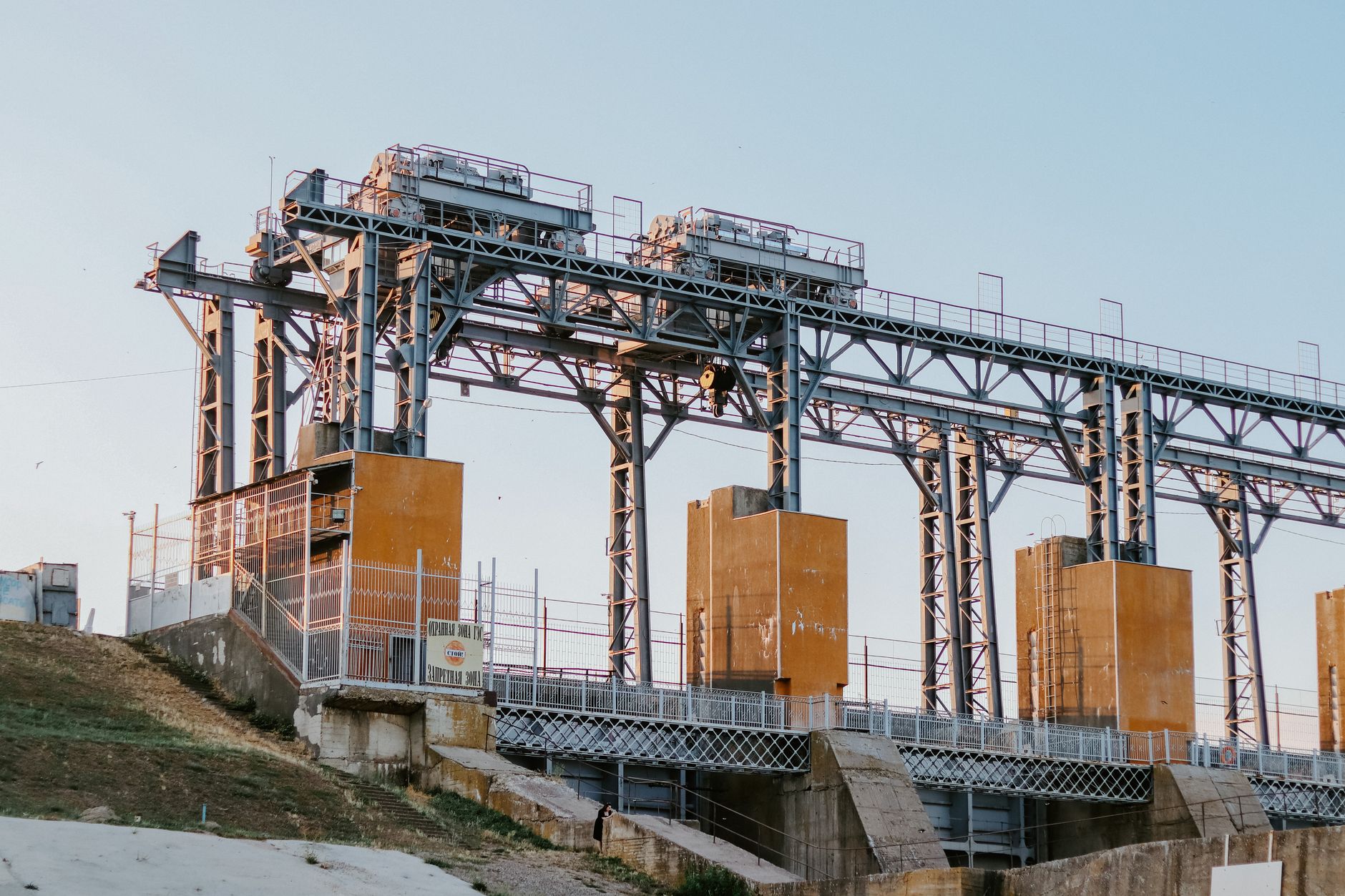 România este avertizată de Comisia Europeană privind întârzierea implementării normelor pe piața de energie