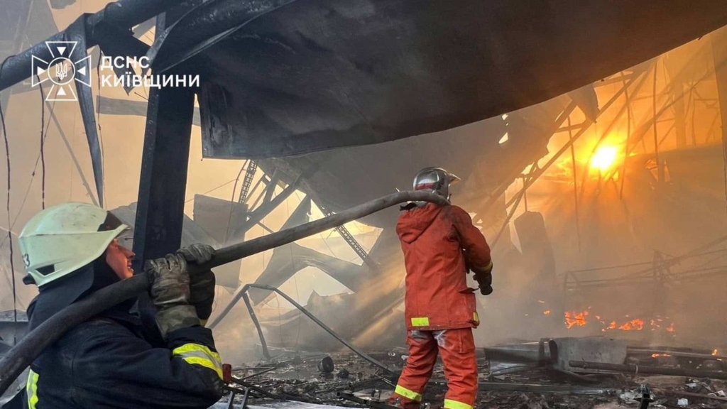 Rusia intensifică atacurile asupra infrastructurii de internet din Ucraina, vizând centre de date