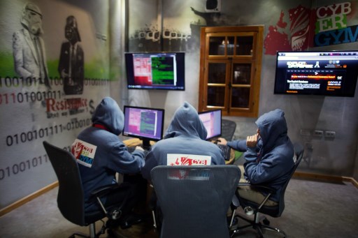 Atac cibernetic asupra FBI: Agenți îngrijorați că datele lor sensibile vor fi publicate pe dark web