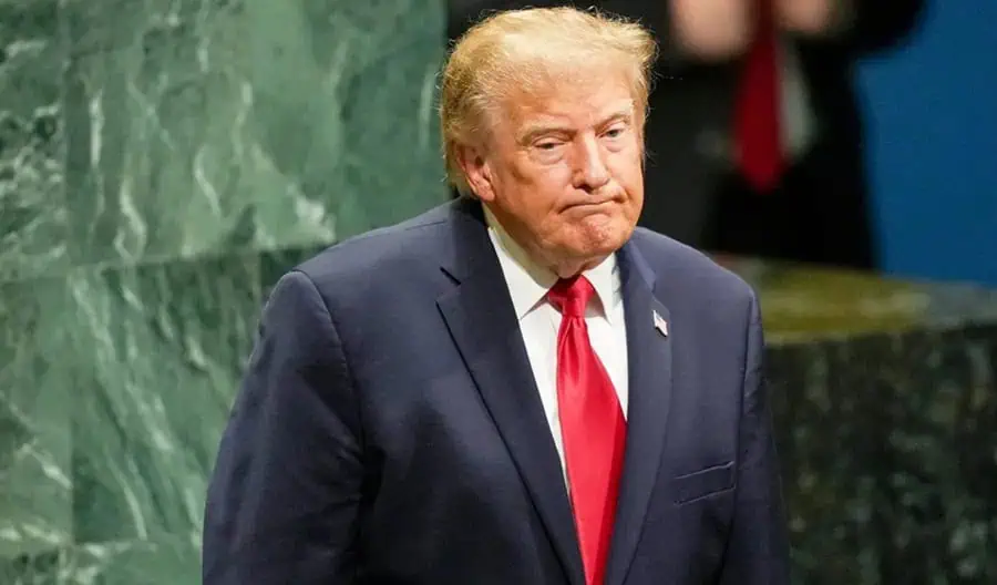 Donald Trump refuză propunerea Iranului pentru încetarea focului și amenință cu lovituri aeriene