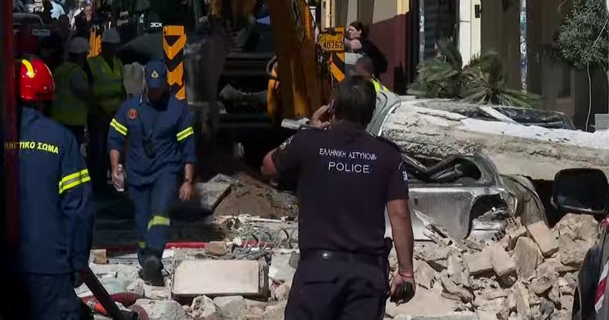 Tragedie în Atena: Cadavrul unei turiste a fost găsit sub dărâmături după explozia din cartierul Plaka