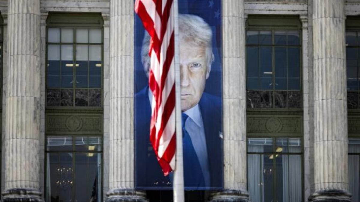 Donald Trump a desemnat un astrofizician de la Harvard pentru investigarea fenomenelor UAP