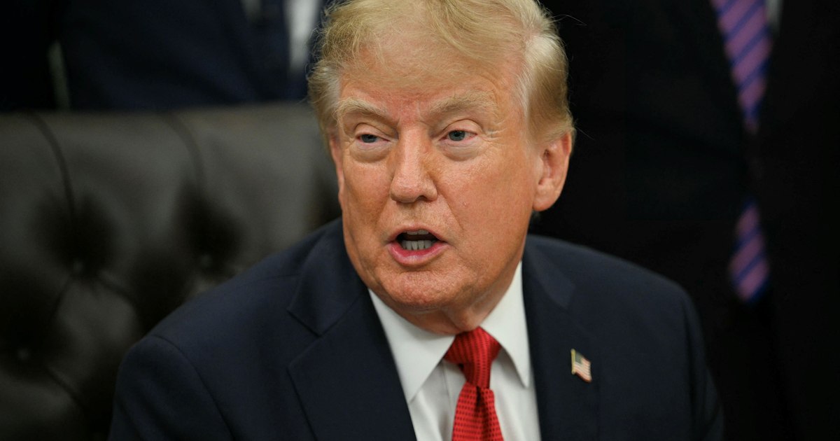 Donald Trump a cerut unei journaliste să tacă și a respins ideea că femeile ar putea guverna mai bine