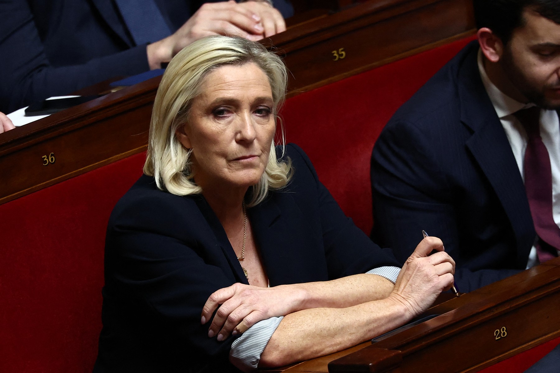 Extrema dreaptă franceză obține un succes major la alegerile senatoriale, înainte de scrutinul prezidențial