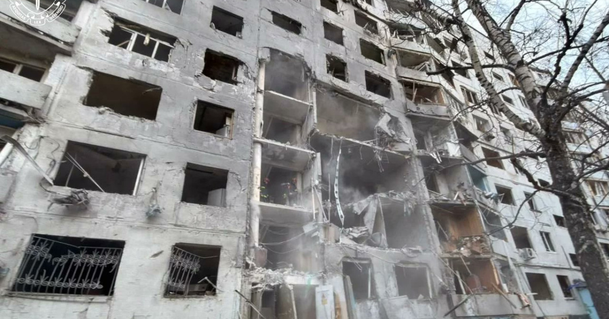 Atac cu bombă ghidată asupra unui bloc din Harkiv: 22 de persoane rănite, inclusiv copii