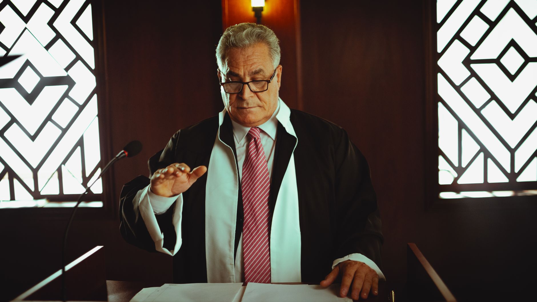 Comediantul Deniz Göktaș este judecat în Turcia pentru că l-ar fi insultat pe Erdoğan