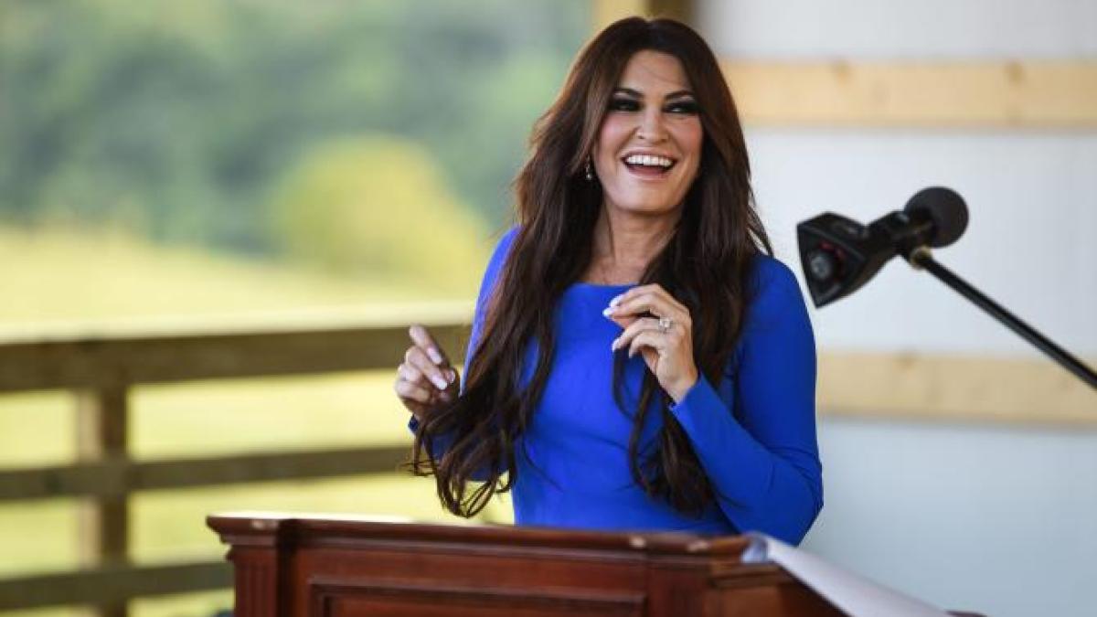 Controversă diplomatică după acuzațiile Kimberly Guilfoyle privind influența SUA asupra guvernelor