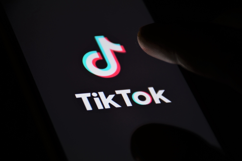 UE pregătește KIDS Act: impunerea unei limite de vârstă pentru TikTok, Instagram și platformele AI