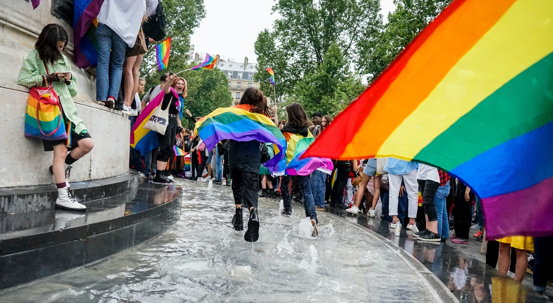 Uniunea Europeană condamnă Turcia după valul de arestări ale activiștilor LGBTQ+