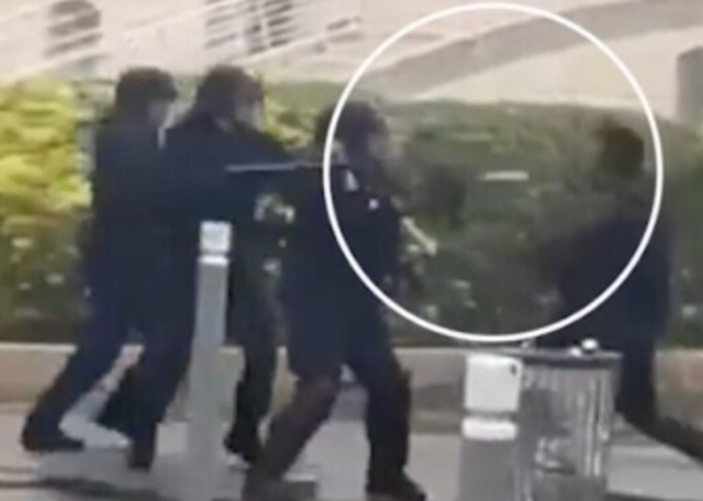 Ancheta poliției franceze după ce un licean a fost rănit la față de un proiectil tras de un polițist