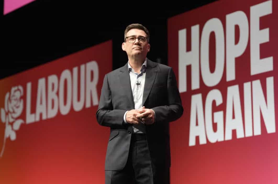 Andy Burnham anunță o reformă radicală de 10 ani: naționalizări și o nouă relație cu UE