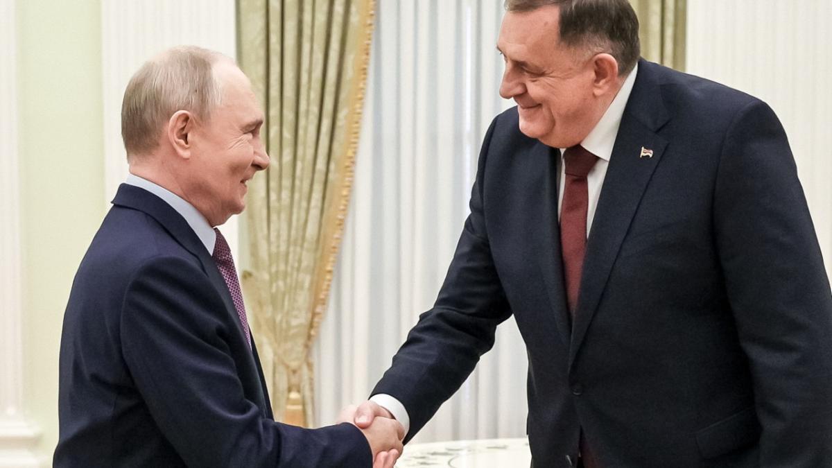 Vladimir Putin s-a întâlnit cu Milorad Dodik la Moscova, înainte de alegerile din Bosnia și Herțegovina