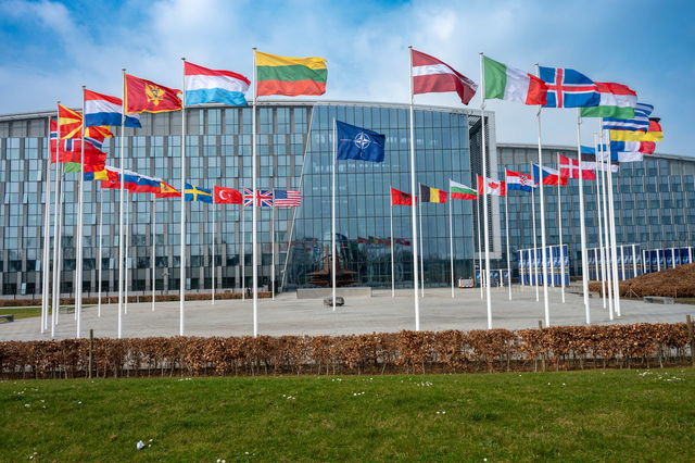 Rusia amenință NATO cu arsenalul nuclear pentru protejarea enclavei Kaliningrad