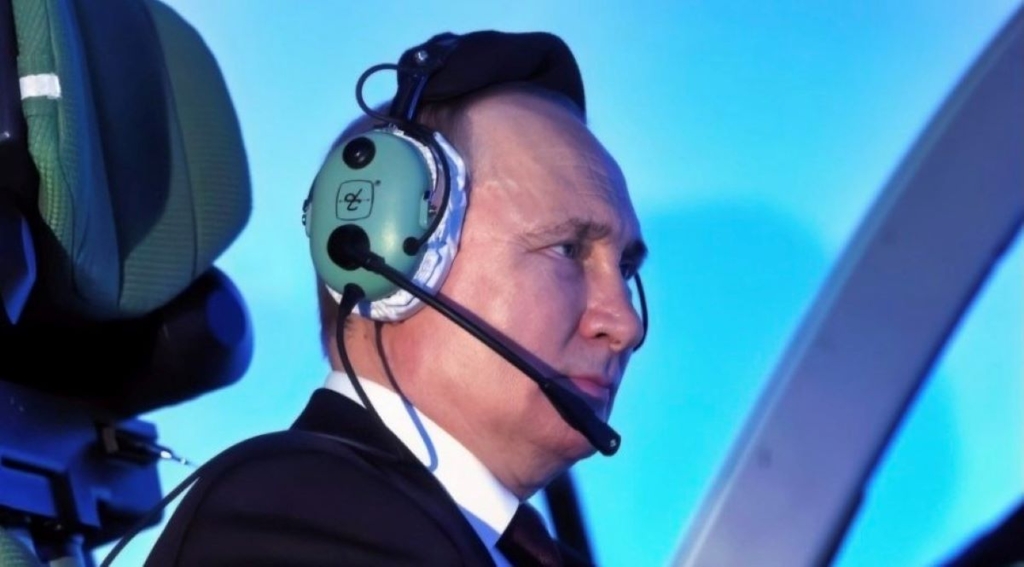 Vladimir Putin neagă intenția de a ataca Europa, dar amenință statele baltice cu măsuri umanitare