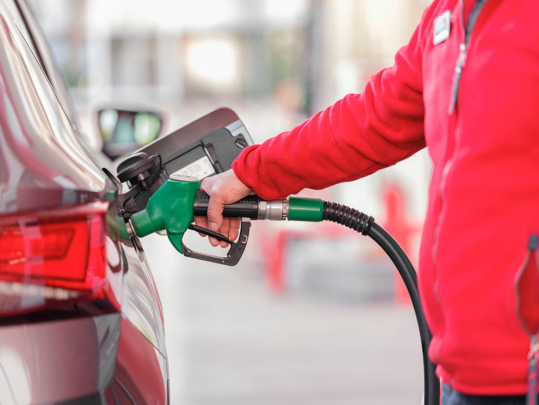 Uniunea Europeană anticipează prețuri foarte ridicate la petrol și gaze pe parcursul acestei ierni