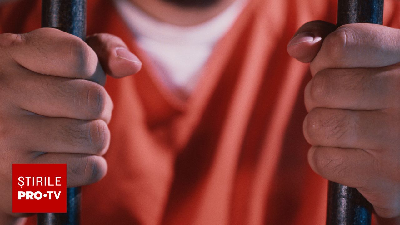 Un bărbat de 60 de ani a pledat vinovat pentru 60 de infracțiuni sexuale împotriva soției sale în Anglia