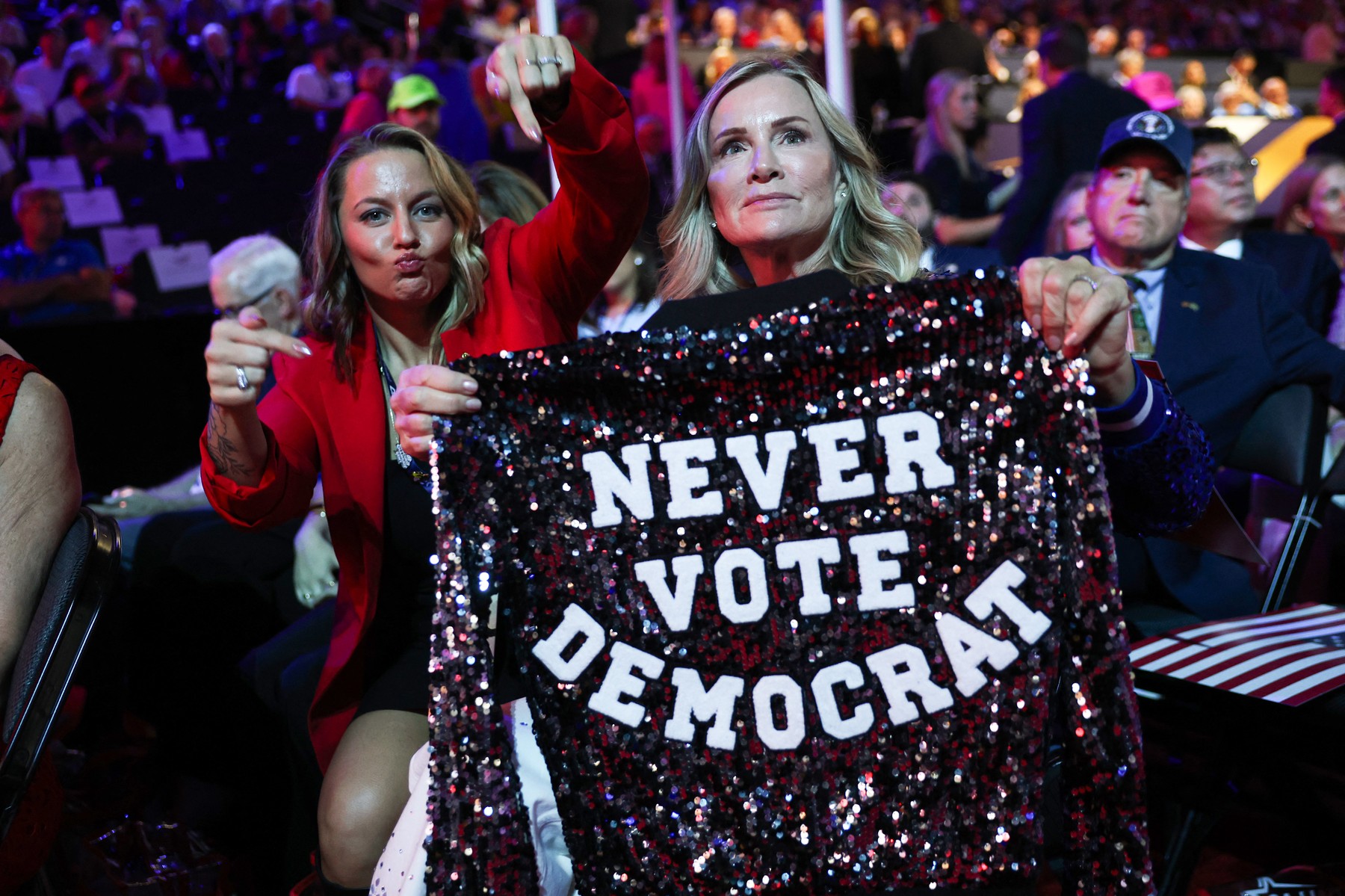 Democrații americani se distanțează de socialism pentru a contracara atacurile lui Donald Trump